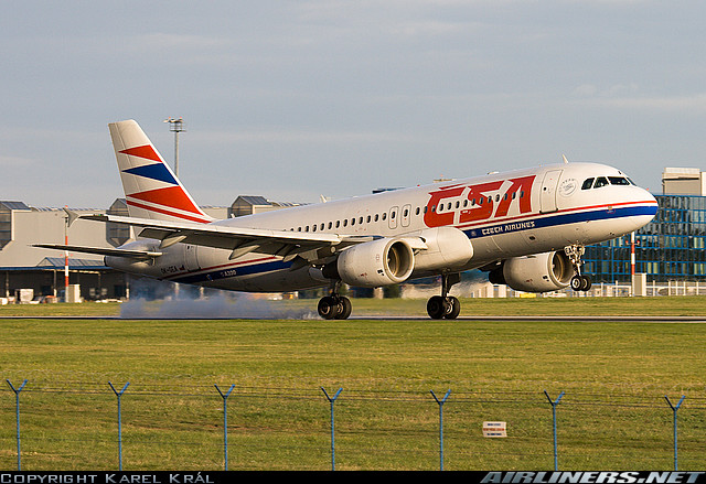 WWW.AIRLINERS.NET Přistávající ČSA.