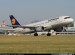 WWW.AIRLINERS.NET Přistávající Lufthansa.